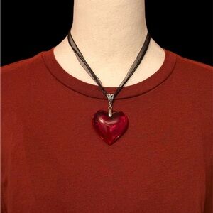 Red Glass Heart Pendant On A Black Adjustable Ribbon Necklace Brand New Love